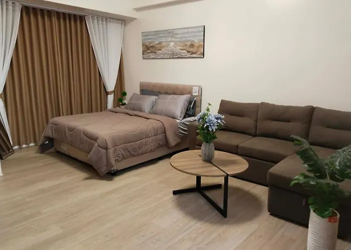 Klassi Executive Near Naia Apartment Manila